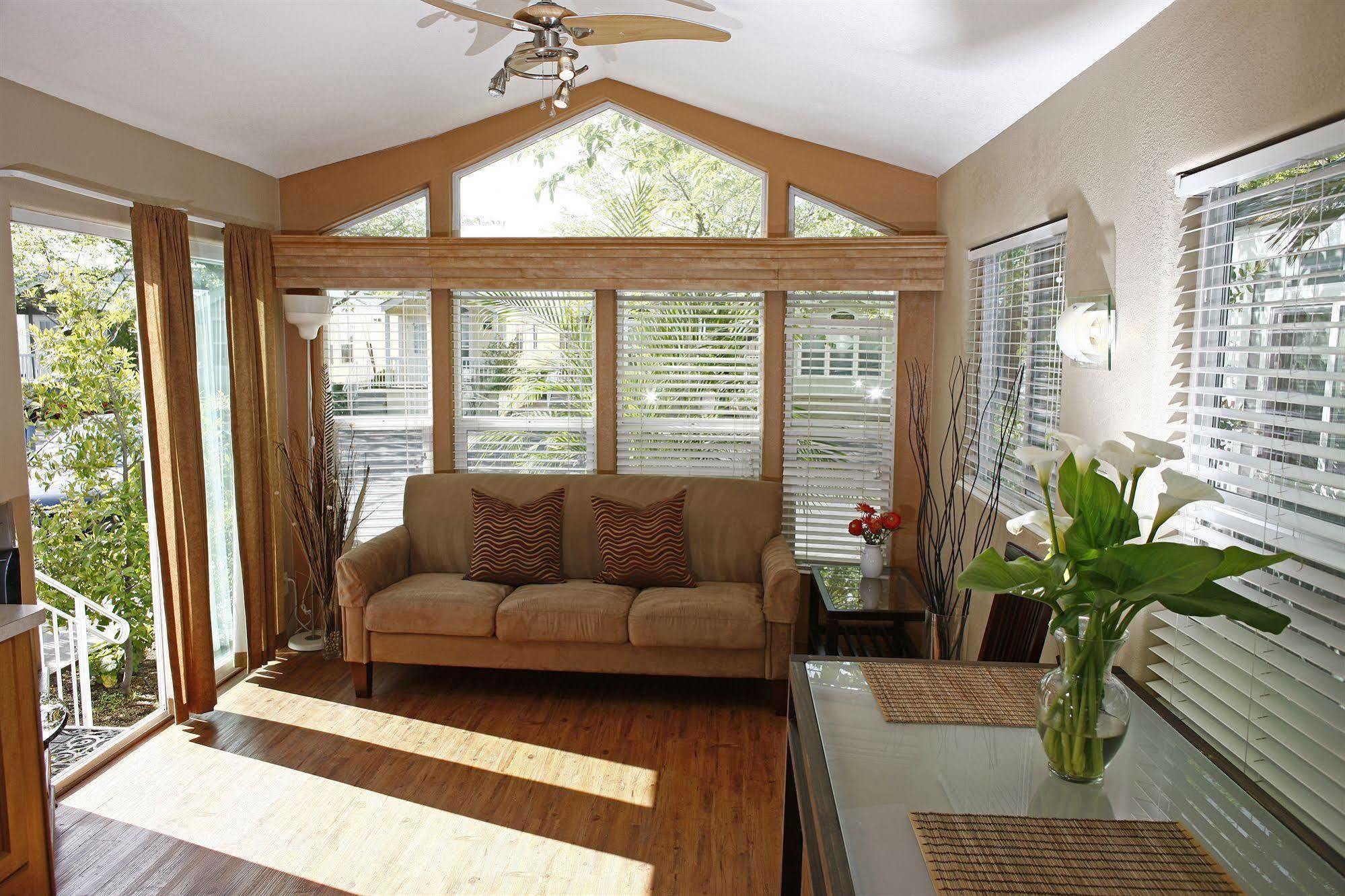 Arden Acres Executive Suites&Cottages Sacramento Rum bild