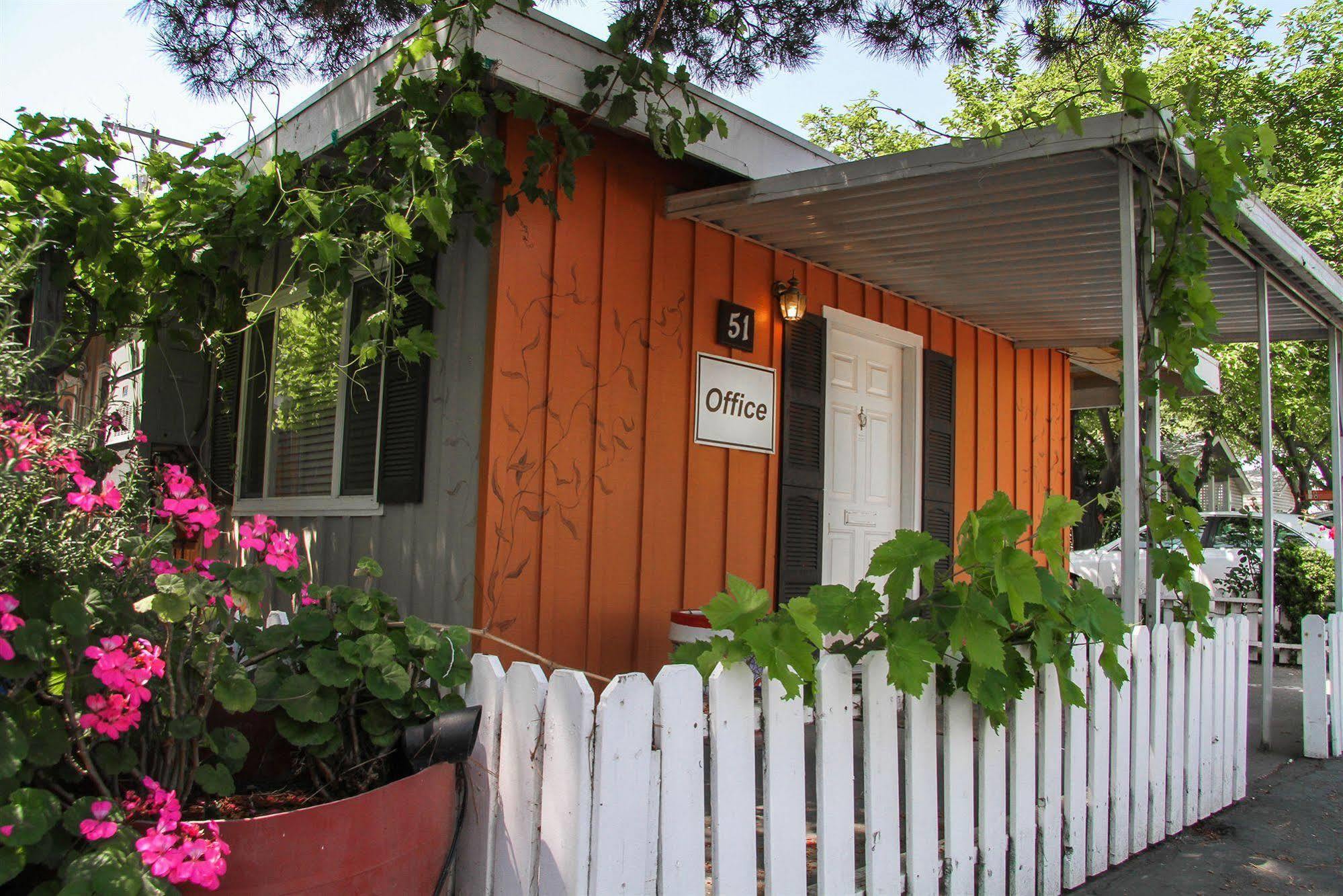 Arden Acres Executive Suites&Cottages Sacramento Exteriör bild