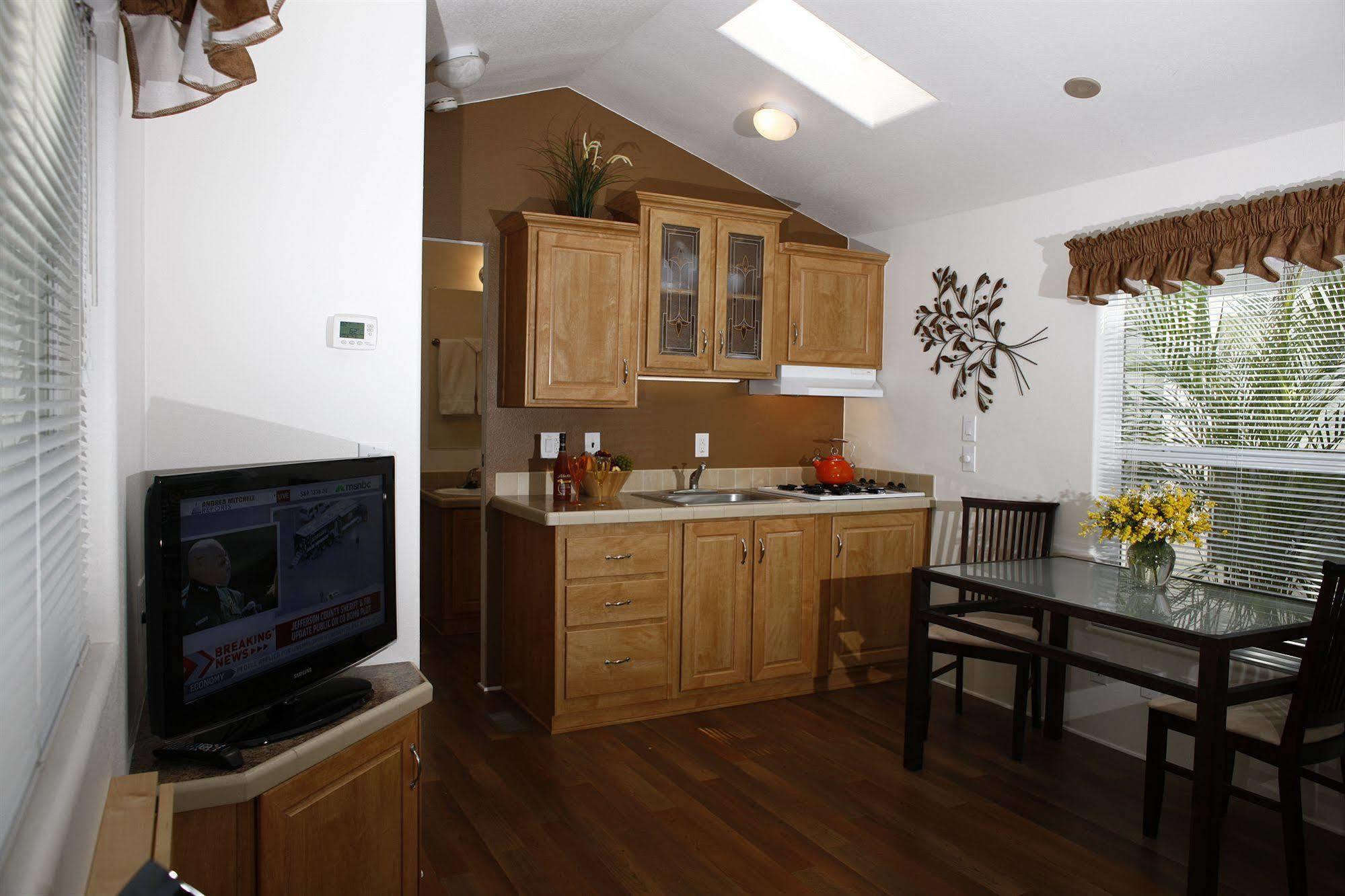 Arden Acres Executive Suites&Cottages Sacramento Rum bild