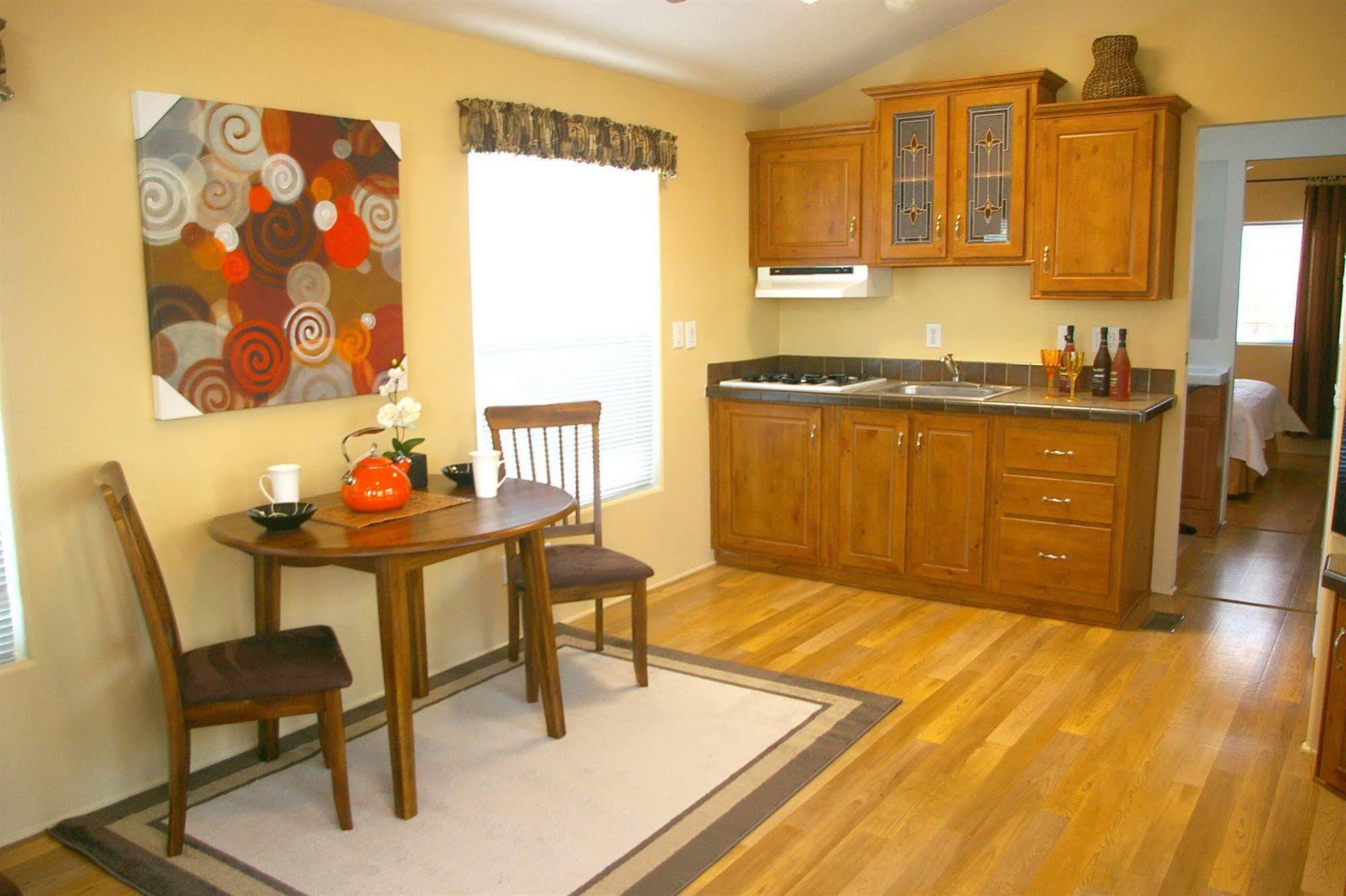 Arden Acres Executive Suites&Cottages Sacramento Exteriör bild